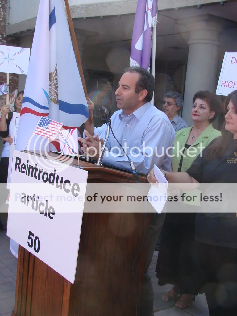 PeacefulDemonstrationByAssyrians-3.jpg picture by Ramin_O