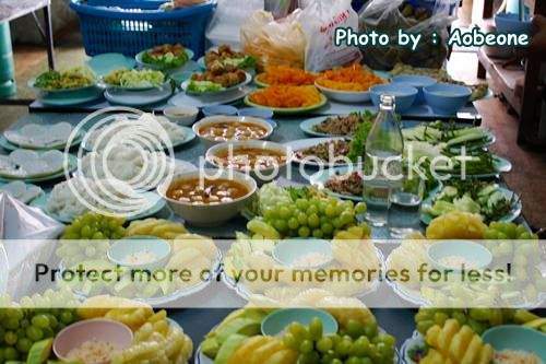 รูปงานบุญเลี้ยงพระ