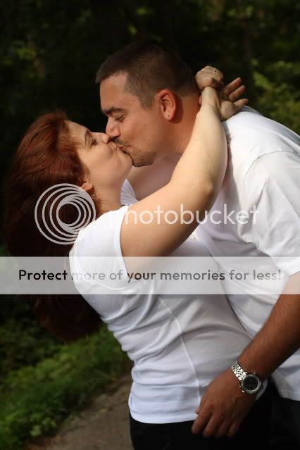 IMAGE: http://i338.photobucket.com/albums/n430/vannklein/Christina/IMG_0283.jpg