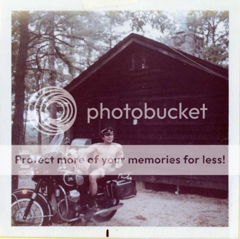 http://i338.photobucket.com/albums/n432/vonsontag/Motos/bndfbkrs05.jpg
